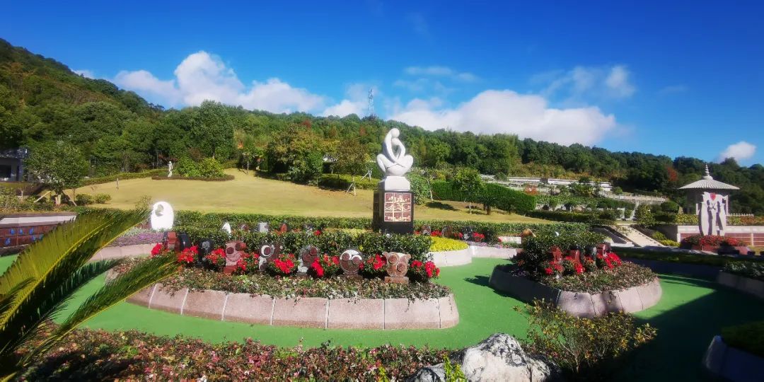 亮点 | 这座陵园入选省级节地生态安葬示范点，绝非偶然