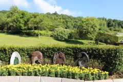 欧宝小型艺术雕塑葬：让生命以美学姿态归于自然